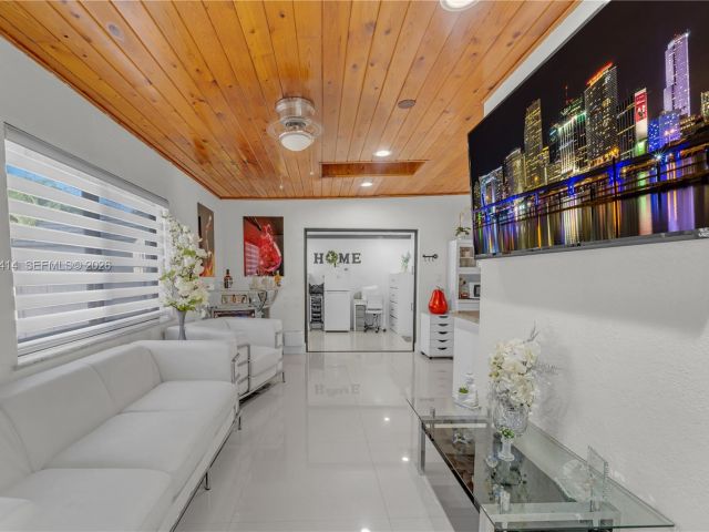 Home for sale at 2401 SW 132nd Ave - photo 7526880