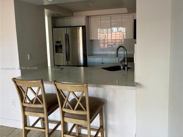 2-bedroom home for rent in Miami - 10220 SW 77th Ct - MondialRealty