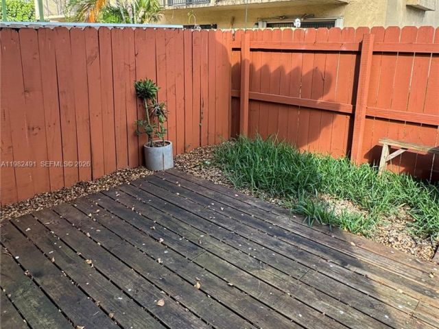 2-bedroom home for rent in Miami - 10220 SW 77th Ct - MondialRealty