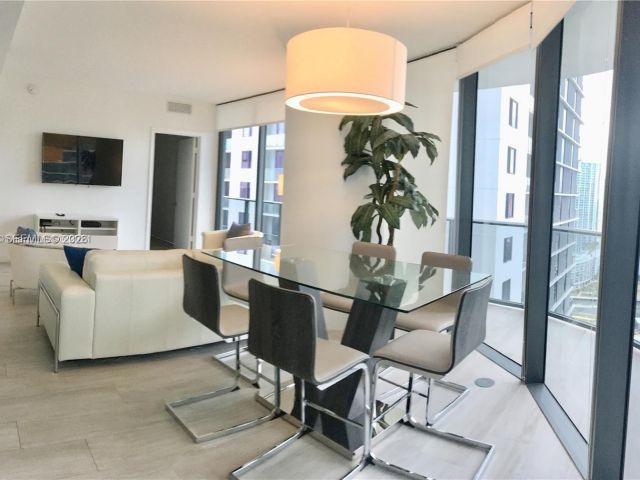 Apartment for rent  Unit #2901 - photo 7508175