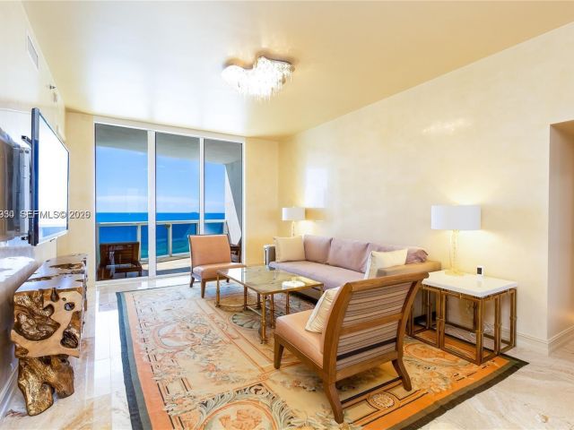 Apartment for rent  Unit #1106 - photo 7496801