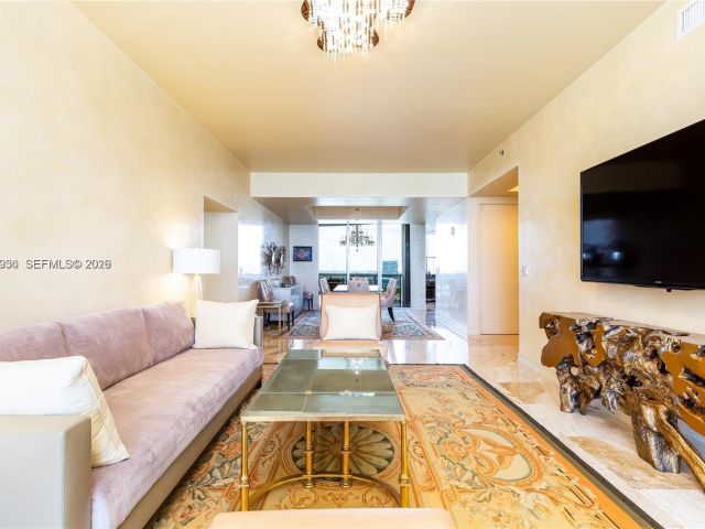 Apartment for rent  Unit #1106 - photo 7496807