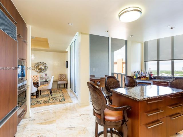 Apartment for rent  Unit #1106 - photo 7496811