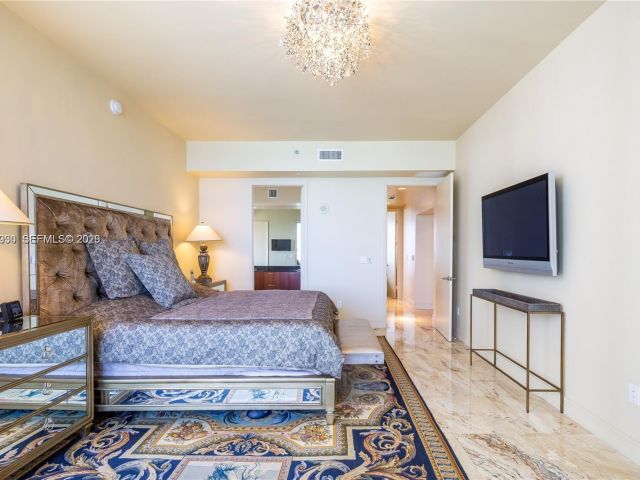 Apartment for rent  Unit #1106 - photo 7496814