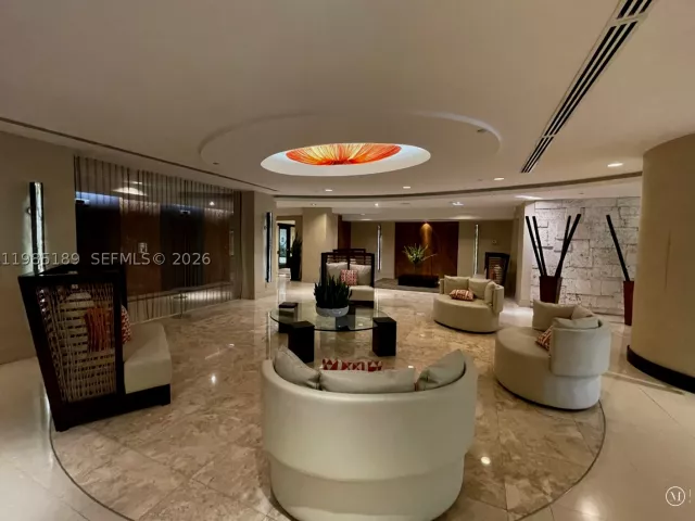 2-bedroom condo for rent in Miami Beach - 2555 Collins Ave 2002 - MondialRealty