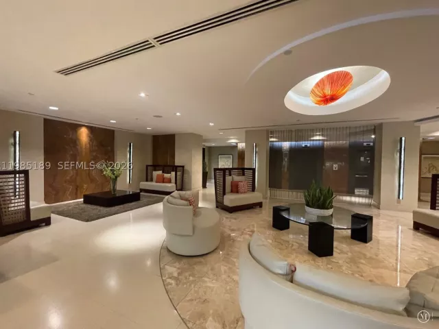 2-bedroom condo for rent in Miami Beach - 2555 Collins Ave 2002 - MondialRealty
