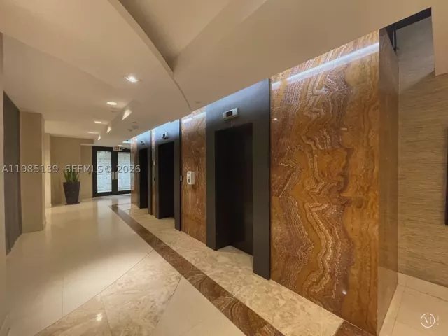 2-bedroom condo for rent in Miami Beach - 2555 Collins Ave 2002 - MondialRealty