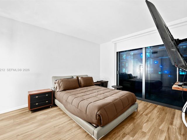 Apartment for rent  Unit #2705 - photo 7452442