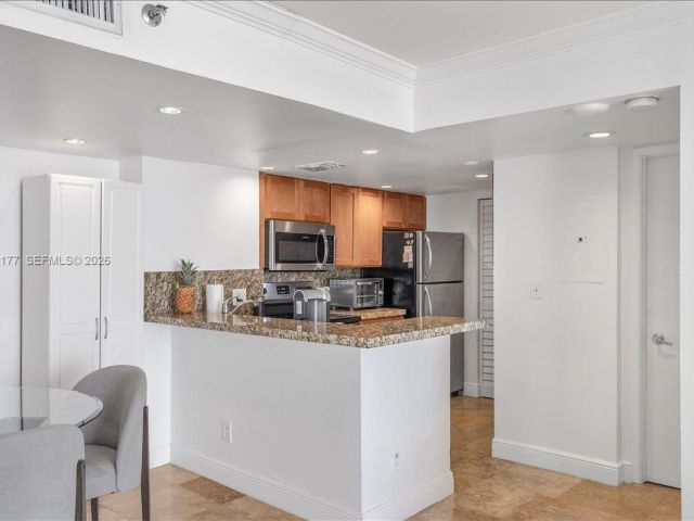 Apartment for sale  Unit #1614 - photo 7478921