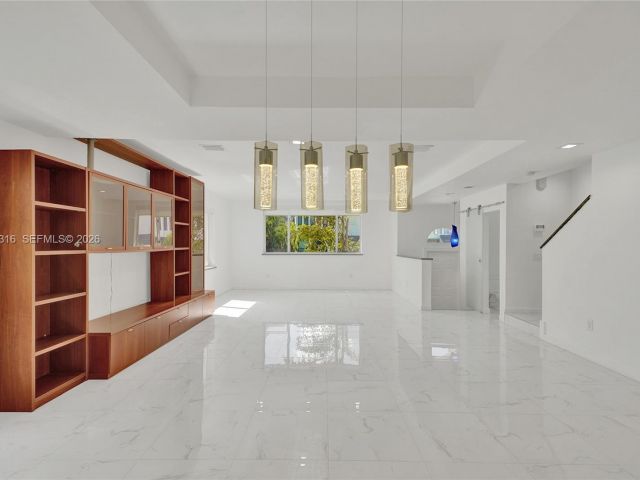 Home for rent at 10065 Bay Harbor Ter - photo 7478026