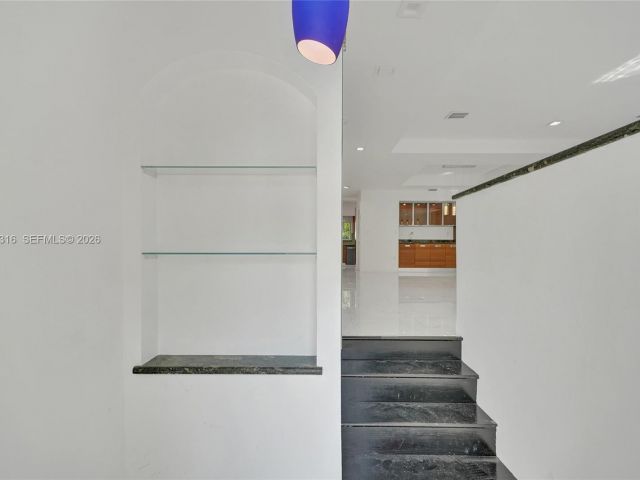 Home for rent at 10065 Bay Harbor Ter - photo 7478032