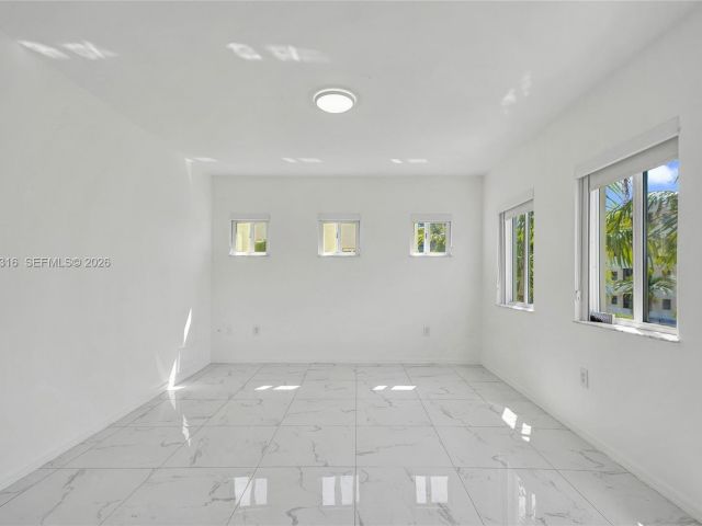 Home for rent at 10065 Bay Harbor Ter - photo 7478034