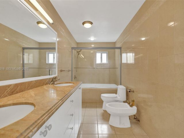 Home for rent at 10065 Bay Harbor Ter - photo 7478039