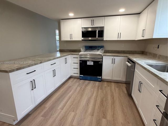 Home for sale at 370 Flagami Blvd - photo 7465840