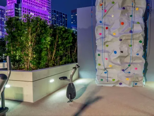 3-bedroom condo for rent in Miami - 801 S Miami Ave 4501 - MondialRealty