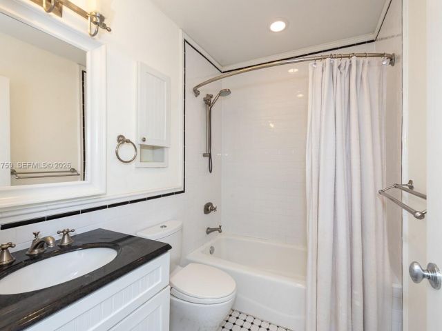 Home for sale at 717 Benevento Ave - photo 7528222