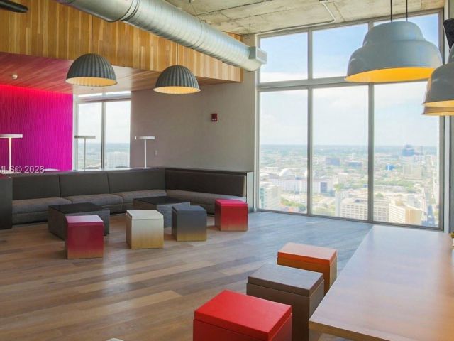 Apartment for rent  Unit #706 - photo 7467664