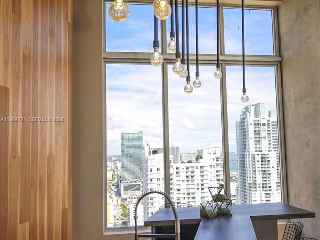 Apartment for rent  Unit #706 - photo 7467672