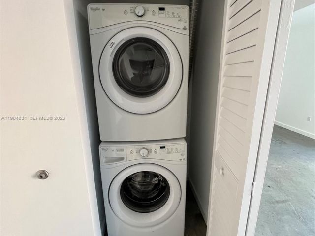 Apartment for rent  Unit #706 - photo 7467674