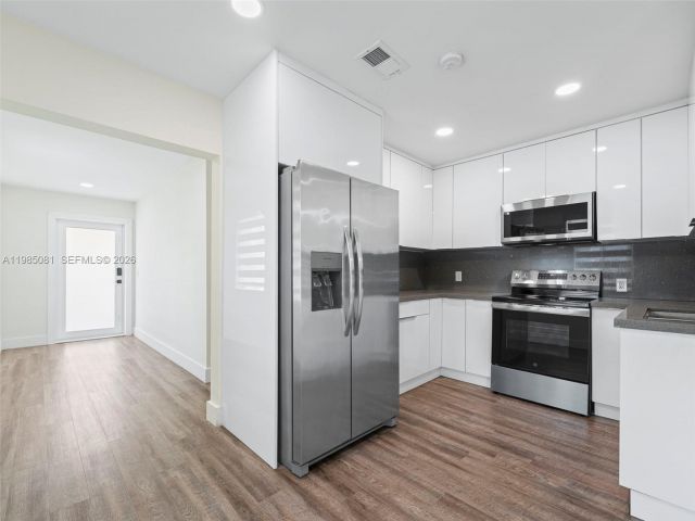 Home for rent at  - photo 7517032