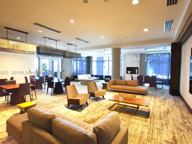 3-bedroom condo for rent in Miami - 801 Brickell Key Blvd 1209 - MondialRealty