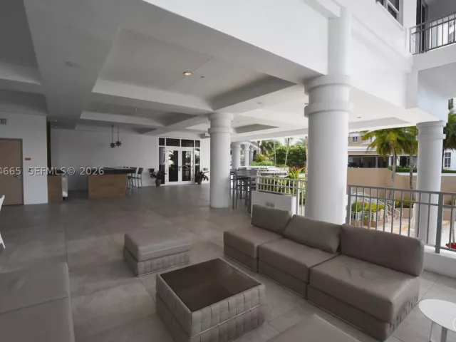 3-bedroom condo for rent in Miami - 801 Brickell Key Blvd 1209 - MondialRealty
