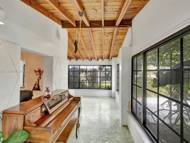 Home for rent at 1224 NE 182nd St 1224 - photo 7480625