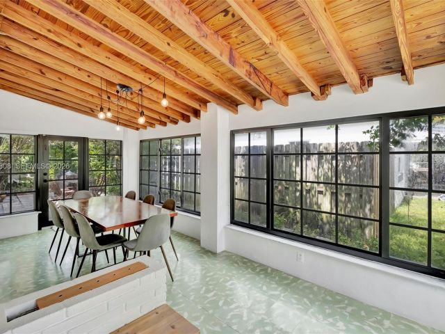 Home for rent at 1224 NE 182nd St 1224 - photo 7480626