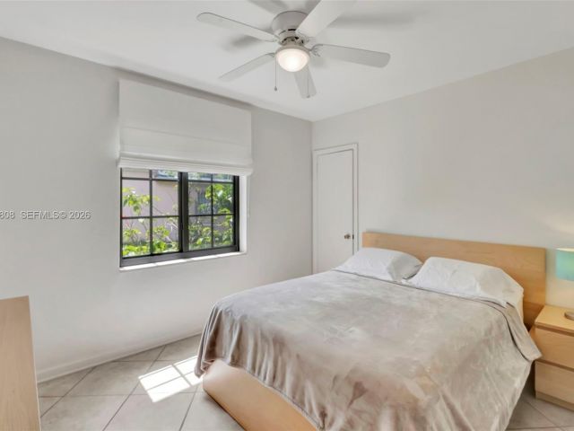 Home for rent at 1224 NE 182nd St 1224 - photo 7480641