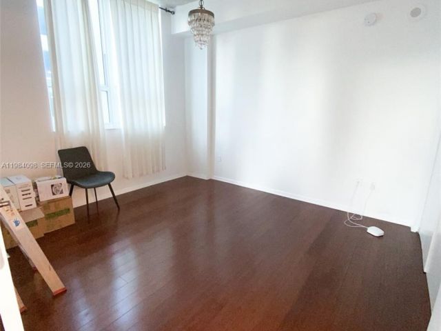 2-bedroom condo for rent in Miami - 234 NE 3 ST 1201 - MondialRealty