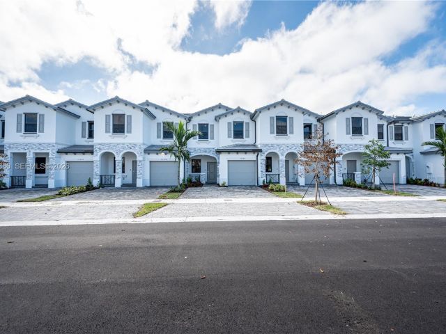 3-bedroom home for rent in Homestead - 13380 SW 287th Ter . - MondialRealty