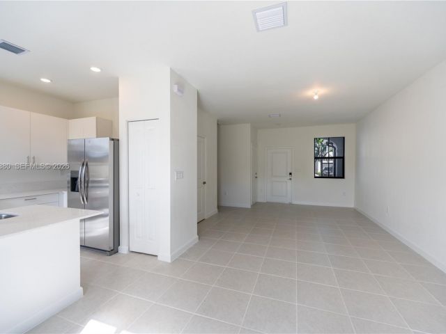 3-bedroom home for rent in Homestead - 13380 SW 287th Ter . - MondialRealty