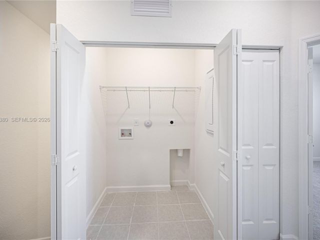 3-bedroom home for rent in Homestead - 13380 SW 287th Ter . - MondialRealty