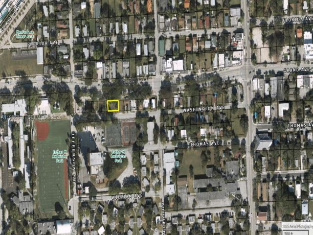 Home for sale at 3925 Washington Ave - photo 7465592