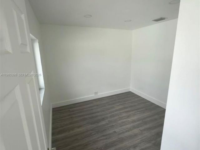 2-bedroom home for rent in Miami - 1637 NW 31st Ave . - MondialRealty