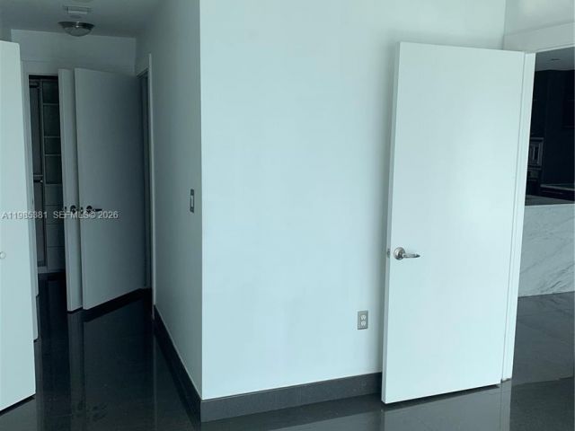 Apartment for rent  Unit #4304 - photo 7467278