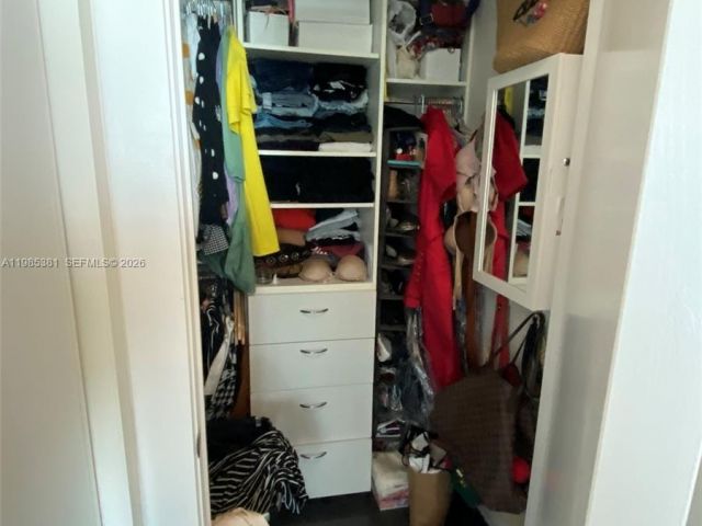 Apartment for rent  Unit #4304 - photo 7467280