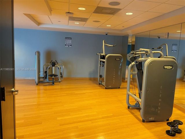 Apartment for rent  Unit #4304 - photo 7467289