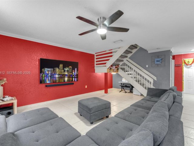 3-bedroom home for sale in Doral - 5208 NW 103rd Ave - MondialRealty