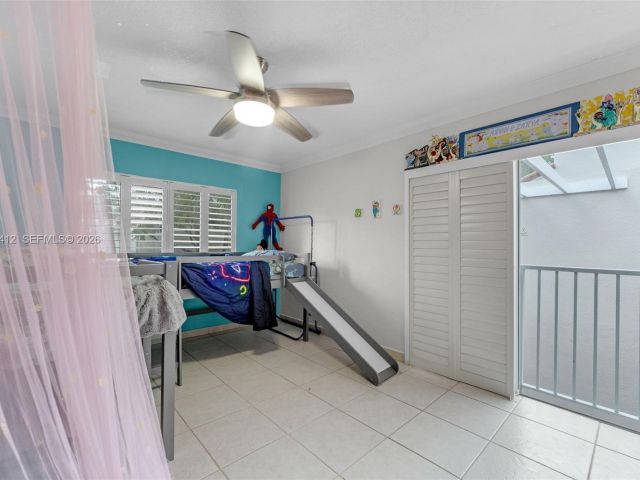 3-bedroom home for sale in Doral - 5208 NW 103rd Ave - MondialRealty