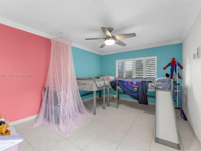 3-bedroom home for sale in Doral - 5208 NW 103rd Ave - MondialRealty