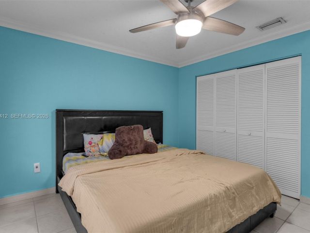 3-bedroom home for sale in Doral - 5208 NW 103rd Ave - MondialRealty