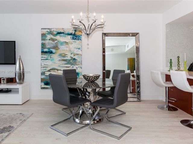 Apartment for rent  Unit #3711 - photo 7499108