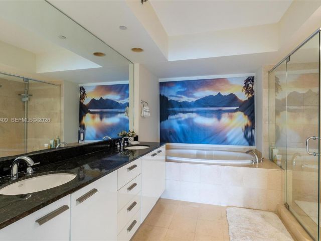 Apartment for rent  Unit #4706 - photo 7499155