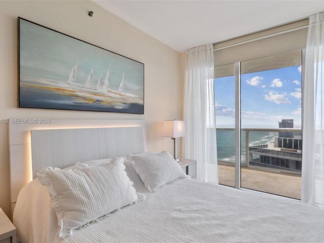 Apartment for rent  Unit #4706 - photo 7499157