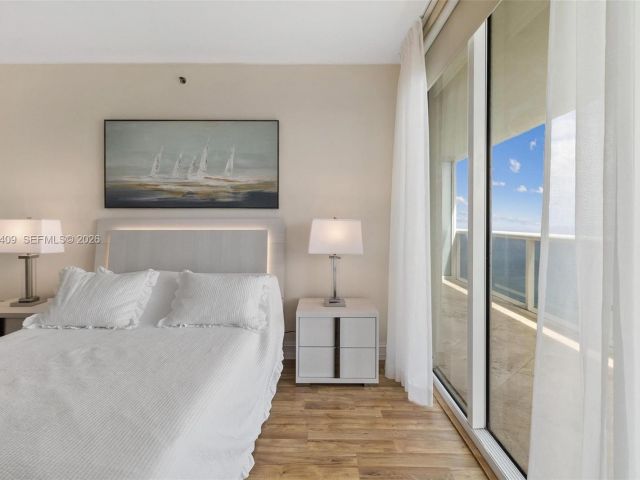 Apartment for rent  Unit #4706 - photo 7499158