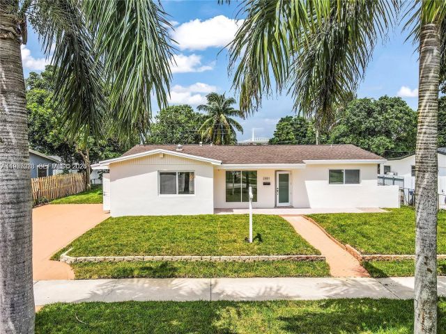 Home for rent at 2301 NW 191st St - photo 7479475