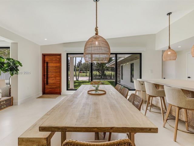 Home for sale at 905 Fairway Drive - photo 7509451