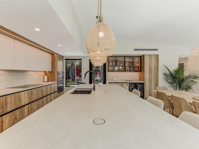 Home for sale at 905 Fairway Drive - photo 7509465