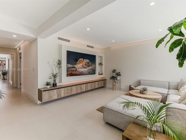 Home for sale at 905 Fairway Drive - photo 7509469